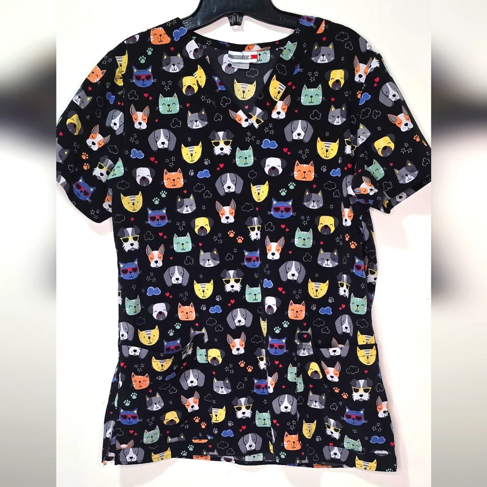 Scrub top dogs and cats